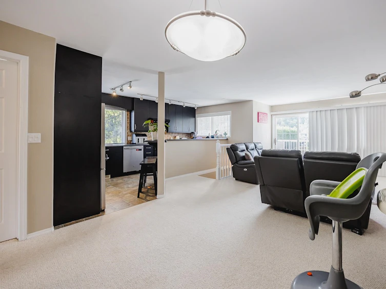 1 & 2-45821 Thomas Road, Chilliwack, BC, V2R 1B8 - 7