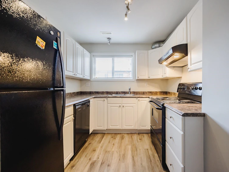 1 & 2-45821 Thomas Road, Chilliwack, BC, V2R 1B8 - 20