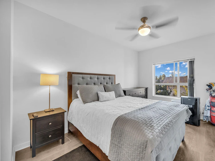 405-8733 160, Surrey, BC, V4N 6P9 - 12