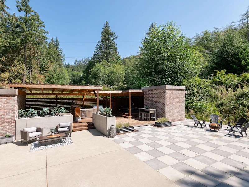 13514 Lee Road, Pender Harbour Egmont BC