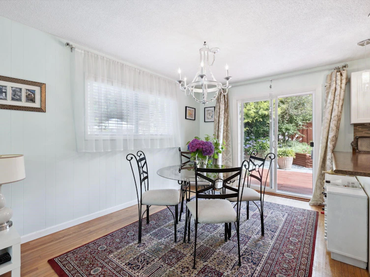 2166 Mountain Highway, North Vancouver, BC, V7J 2M9 - 8