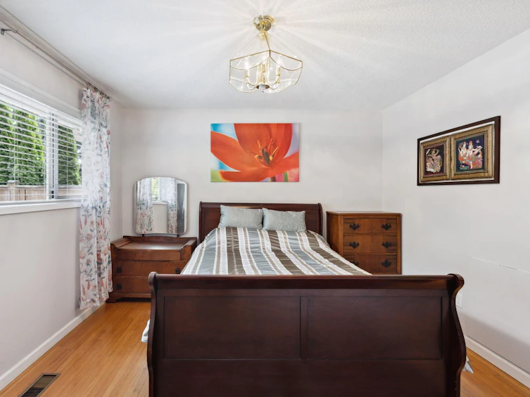 2166 Mountain Highway, North Vancouver, BC, V7J 2M9 - 18