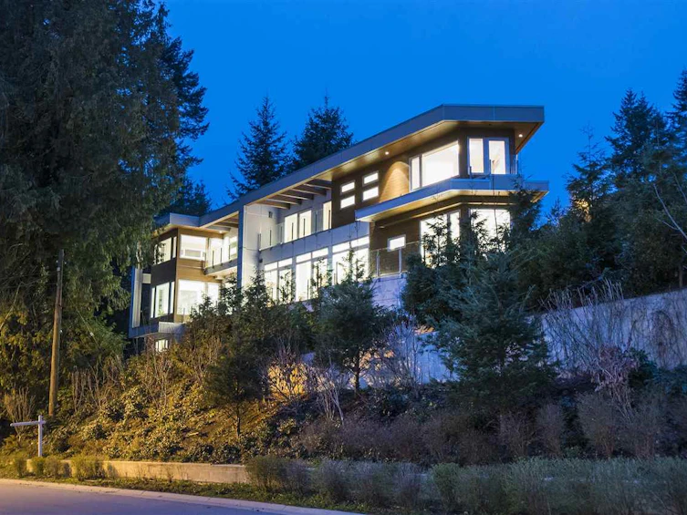 968 Duchess Avenue, West Vancouver, BC, V7T 1G9