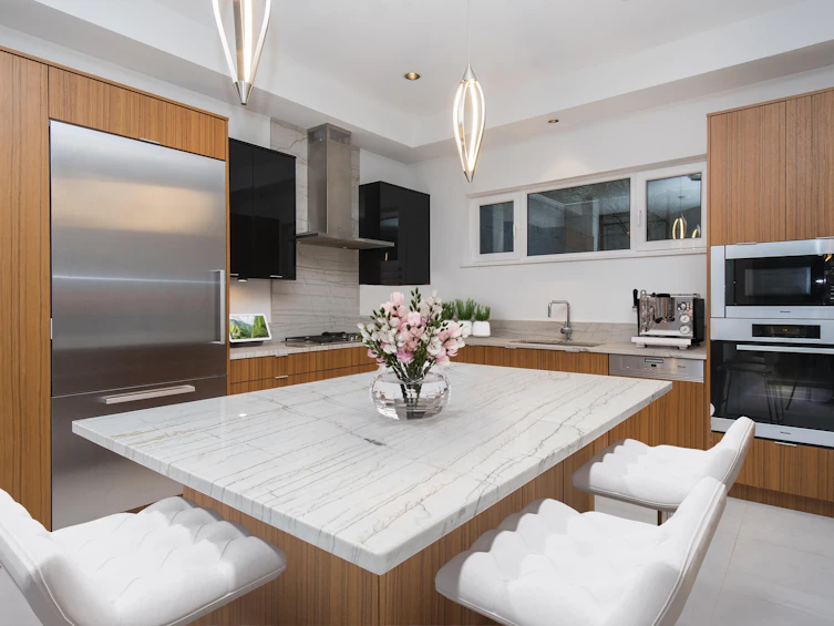 970 Duchess Avenue, West Vancouver, BC, V7T 1G9 - 4