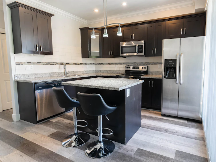 85-6383 140, Surrey, BC, V3W 0E9 - 5