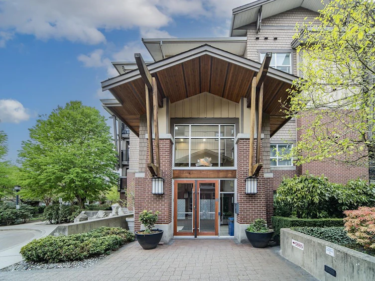 206-5885 Irmin Street, Burnaby, BC, V5J 0C2 - 3