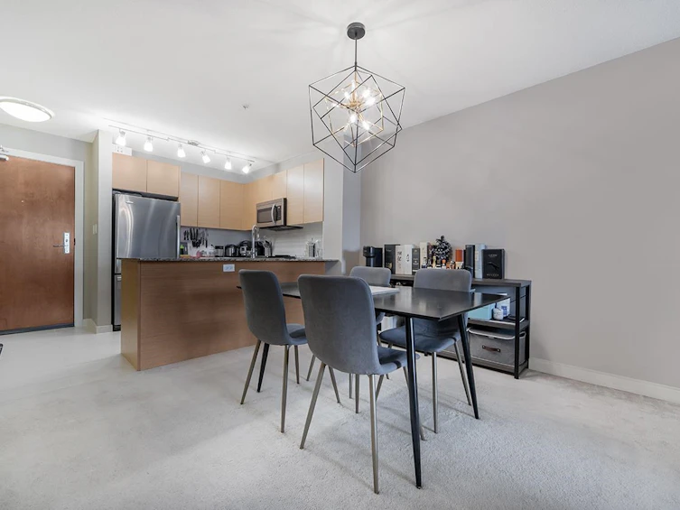206-5885 Irmin Street, Burnaby, BC, V5J 0C2 - 6