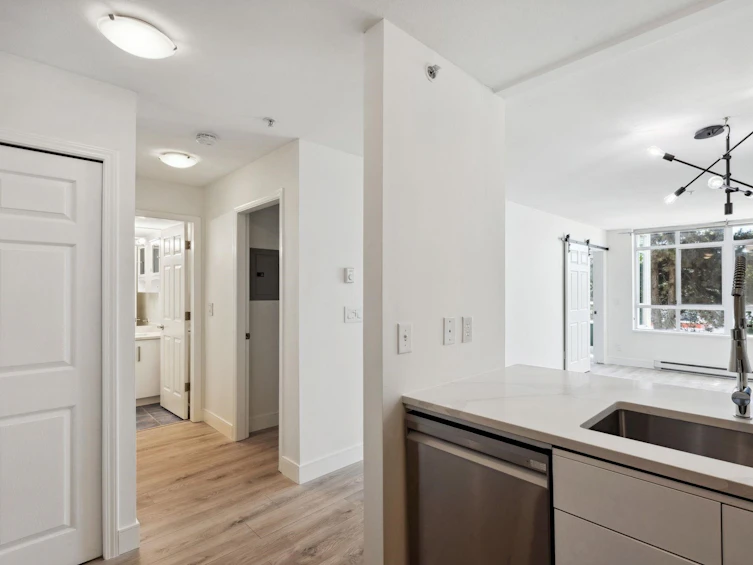 209-855 West 16th Street, North Vancouver, BC, V7P 1R2 - 21