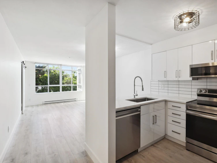 209-855 West 16th Street, North Vancouver, BC, V7P 1R2 - 22
