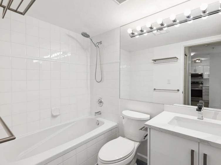 209-855 West 16th Street, North Vancouver, BC, V7P 1R2 - 24