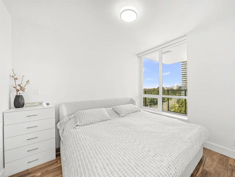 1007-1632 Lions Gate Lane, North Vancouver, BC, V7P 0E2 - 2