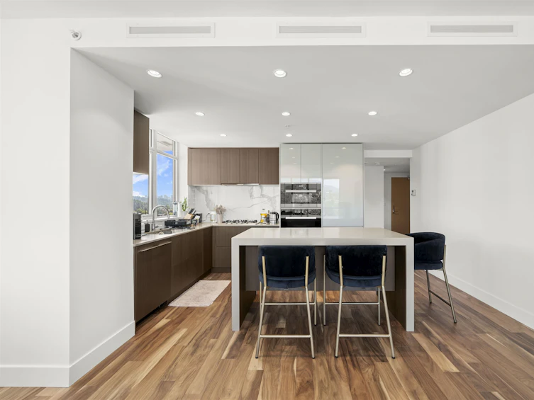 1007-1632 Lions Gate Lane, North Vancouver, BC, V7P 0E2 - 12