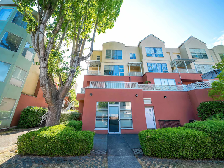 249-8300 General Currie Road, Richmond, BC, V6Y 3X1 - 2