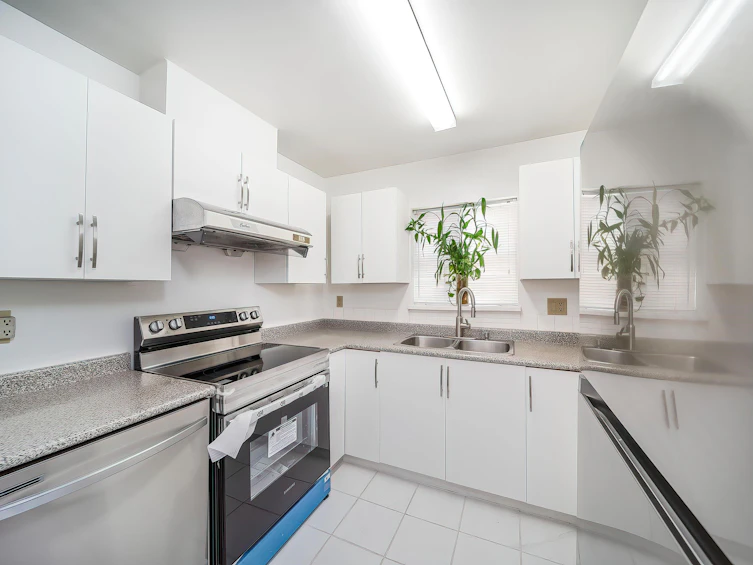 249-8300 General Currie Road, Richmond, BC, V6Y 3X1 - 7