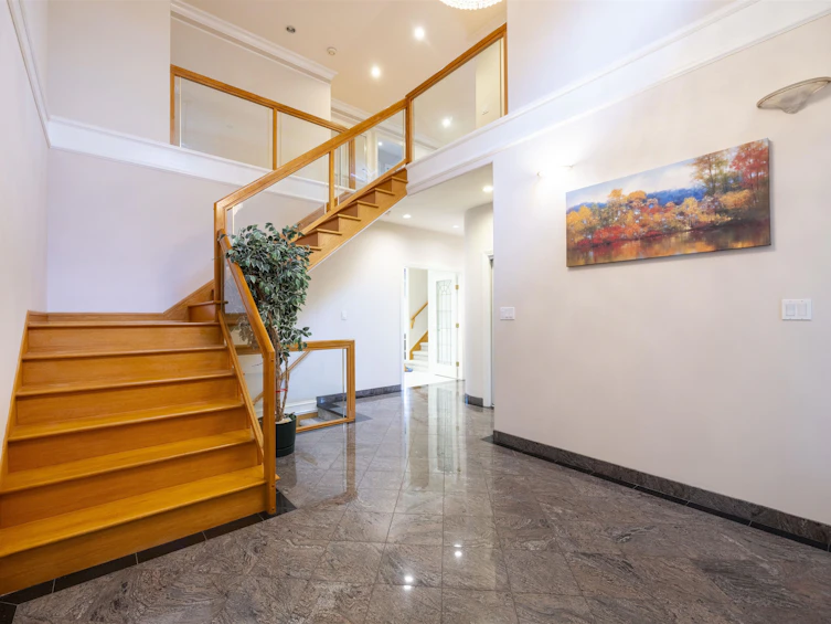 1939 Woolwich Avenue, Burnaby, BC, V5B 4A2 - 5