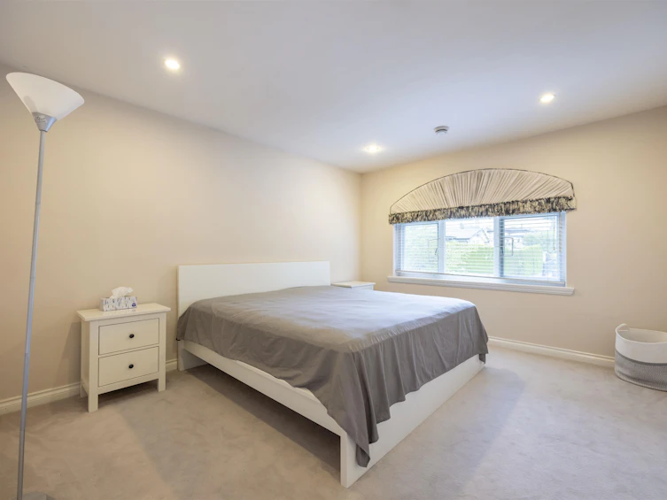 1939 Woolwich Avenue, Burnaby, BC, V5B 4A2 - 22