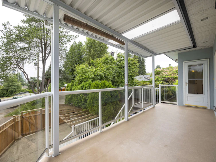 1939 Woolwich Avenue, Burnaby, BC, V5B 4A2 - 24