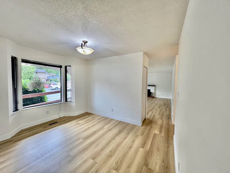 1908 Parkland Drive, Coquitlam, BC, V3E 1B8 - 9