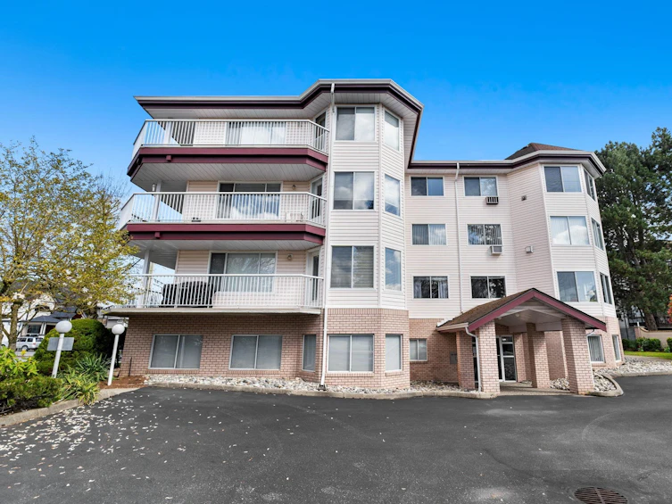 303-2450 Church, Abbotsford, BC, V2T 3J7 - 2
