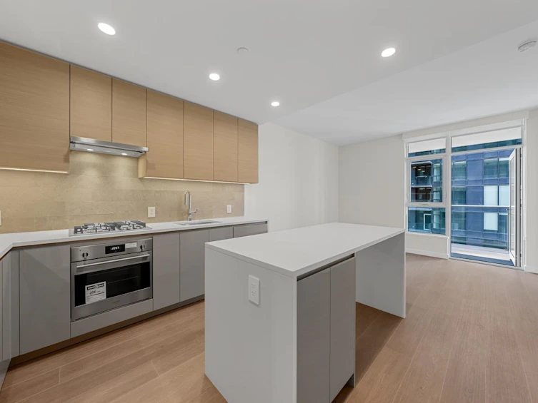 2107-2186 Gilmore Avenue, Burnaby, BC, V5C 0N7 - 3