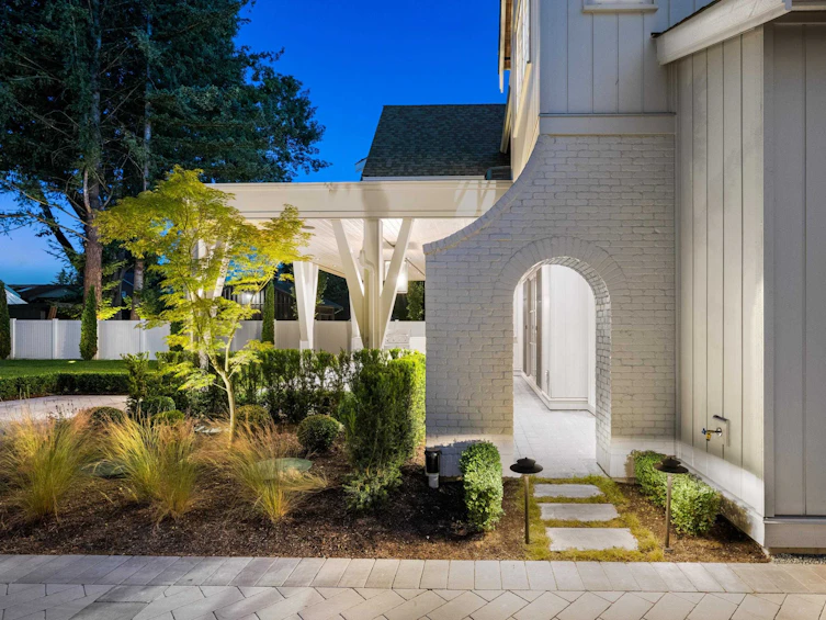8884 Bartlett Street, Langley, BC - 40