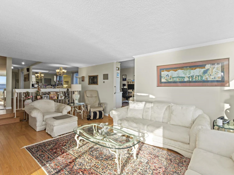 302-1930 Bellevue Avenue, West Vancouver, BC, V7V 1B5 - 3