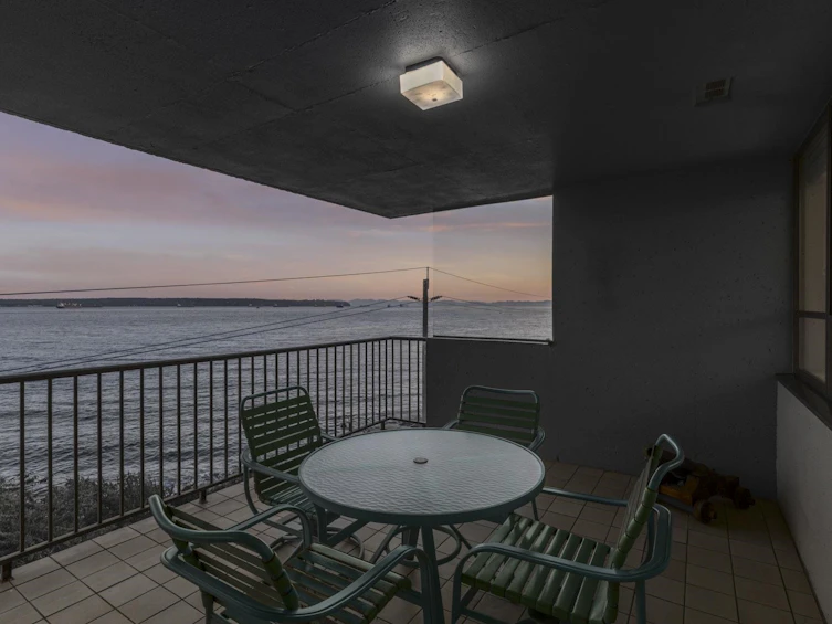 302-1930 Bellevue Avenue, West Vancouver, BC, V7V 1B5 - 24