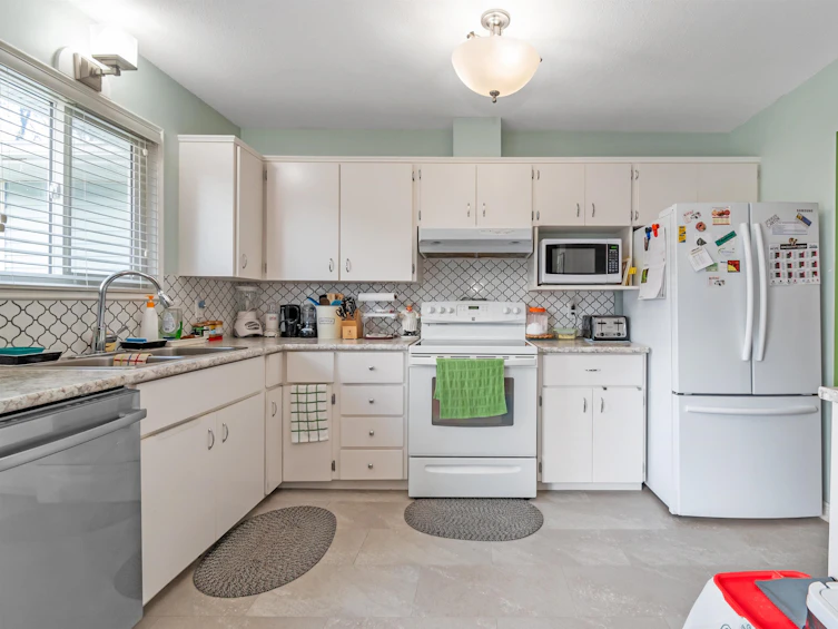 555 Fort Street, Hope, BC, V0X 1L0 - 8