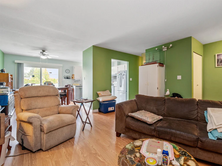 555 Fort Street, Hope, BC, V0X 1L0 - 9