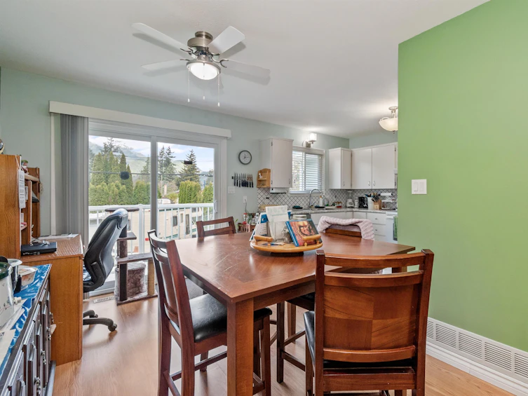 555 Fort Street, Hope, BC, V0X 1L0 - 11