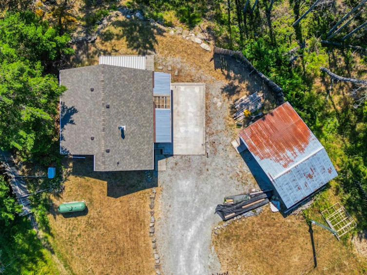 3703 Rope Road, Pender Island, BC, V0N 2M0 - 4
