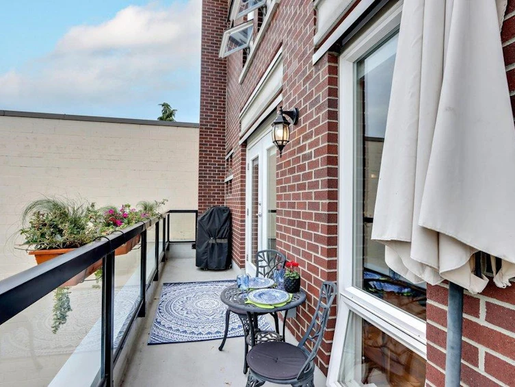 202-75 N Renfrew Street, Vancouver, BC, V5K 3N6 - 12
