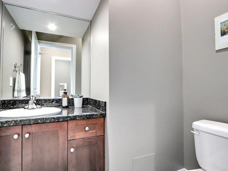 202-75 N Renfrew Street, Vancouver, BC, V5K 3N6 - 19