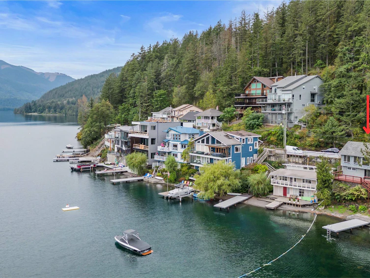 36 Lakeshore Drive, Cultus Lake, BC, V2R 5A1