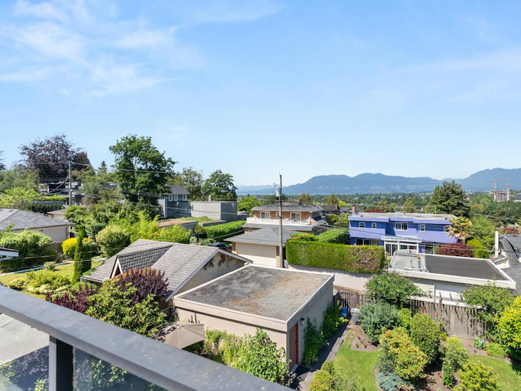 2221 West 34th Avenue, Vancouver, BC, V6M 1G5 - 40