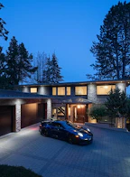 4428 Piccadilly North