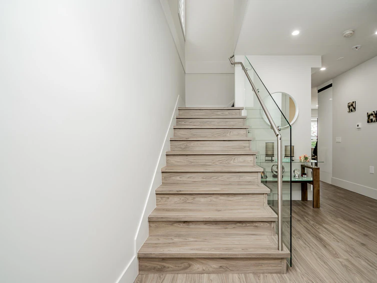 11120 84 Avenue, Delta, BC, V4C 2L7 - 4