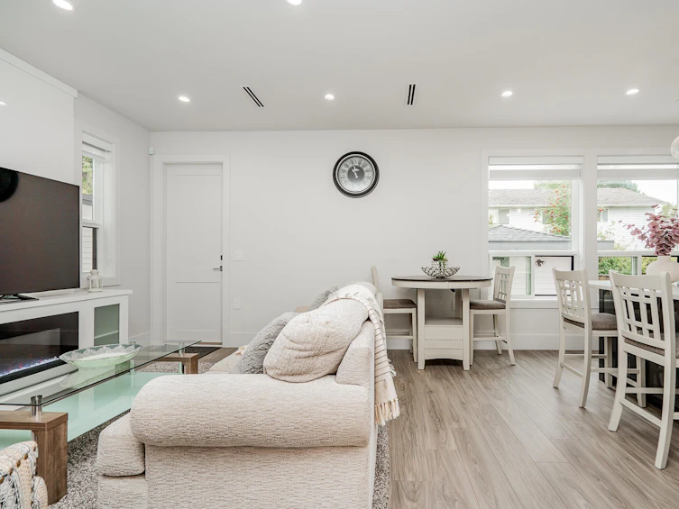 11120 84 Avenue, Delta, BC, V4C 2L7 - 5