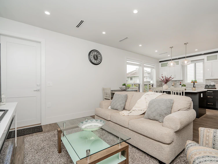 11120 84 Avenue, Delta, BC, V4C 2L7 - 8
