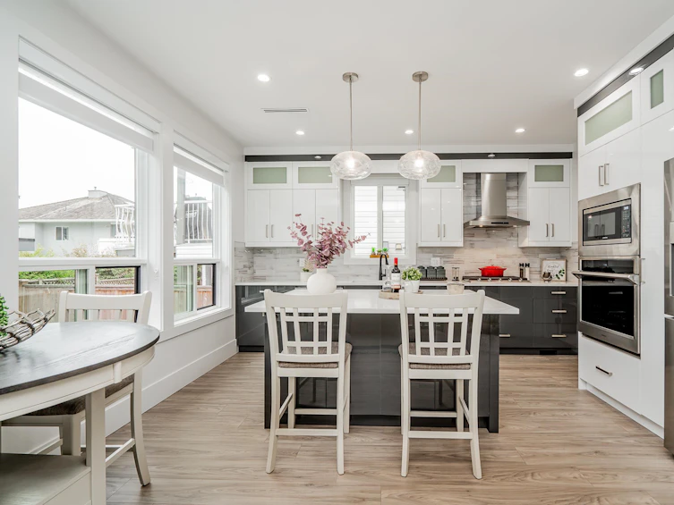 11120 84 Avenue, Delta, BC, V4C 2L7 - 9
