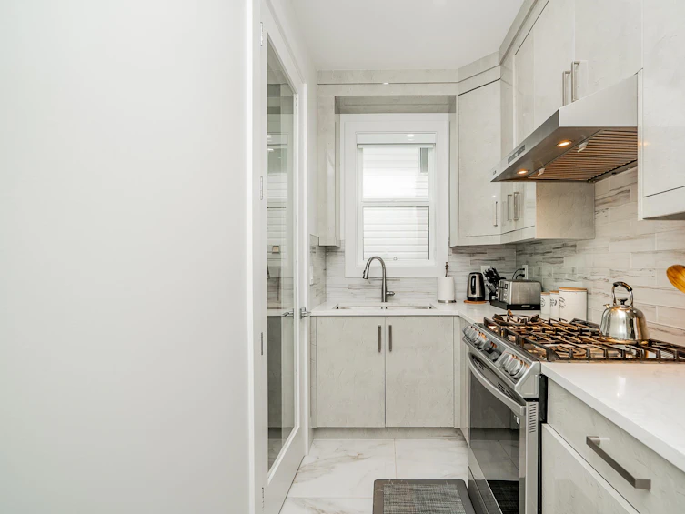11120 84 Avenue, Delta, BC, V4C 2L7 - 15