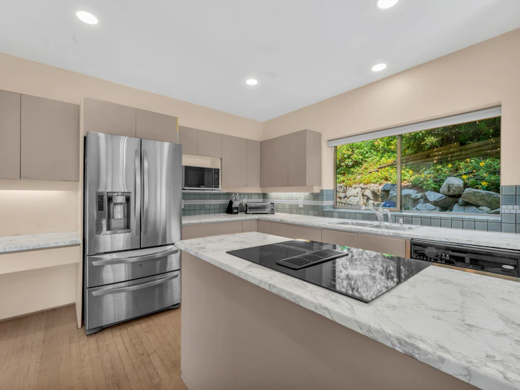4809 Northwood Place, West Vancouver, BC, V7S 3C5 - 9