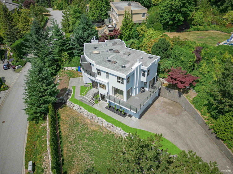 4809 Northwood Place, West Vancouver, BC, V7S 3C5 - 32