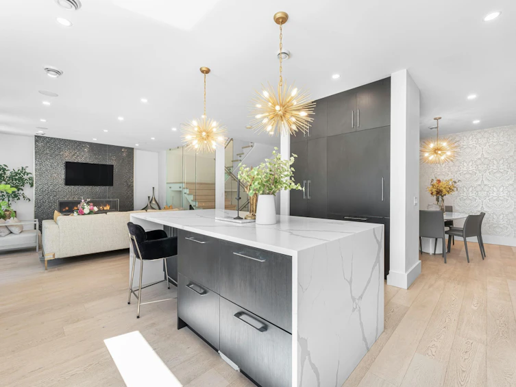 919 E 4th Street, North Vancouver, BC, V7L 1K3 - 12