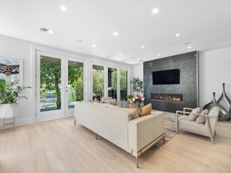 919 E 4th Street, North Vancouver, BC, V7L 1K3 - 14