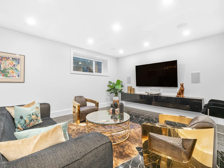 919 E 4th Street, North Vancouver, BC, V7L 1K3 - 32