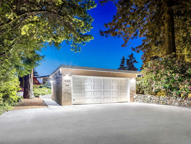 4184 Rose Crescent, West Vancouver, BC, V7V 2N8 - 7