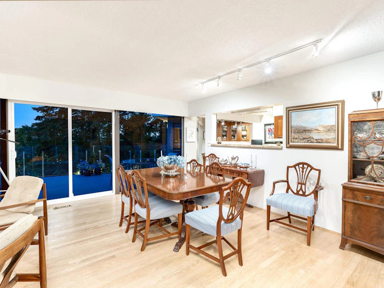 4184 Rose Crescent, West Vancouver, BC, V7V 2N8 - 14