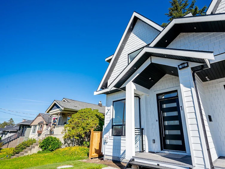 1-122 Eighth Avenue, New Westminster, BC, V3L 1X8 - 4