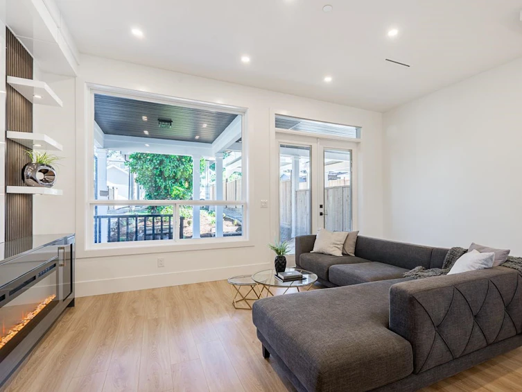 1-122 Eighth Avenue, New Westminster, BC, V3L 1X8 - 13